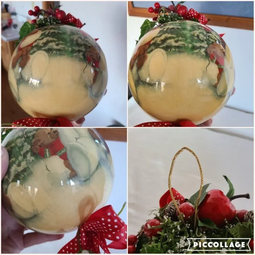 Oversize Mistletoe Christmas Holiday Doorway Or Window Bears Hanging Ornament
